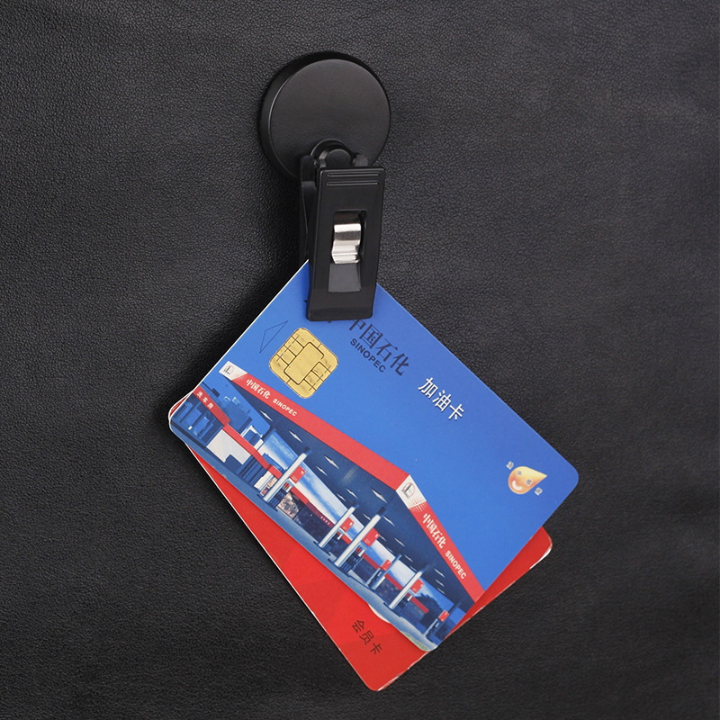 2 piezas para colgar clip de entrada de tarjeta de conveniencia compacto para la decoración clip de ventosa para coche bluetooth accesorio tarjeta de acceso clip de fijación DM-022 Application Scenario