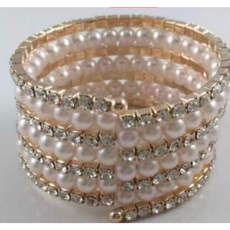 韩版新款多层珍珠水钻手镯女闪钻弹力手链夸张手饰品百搭配饰