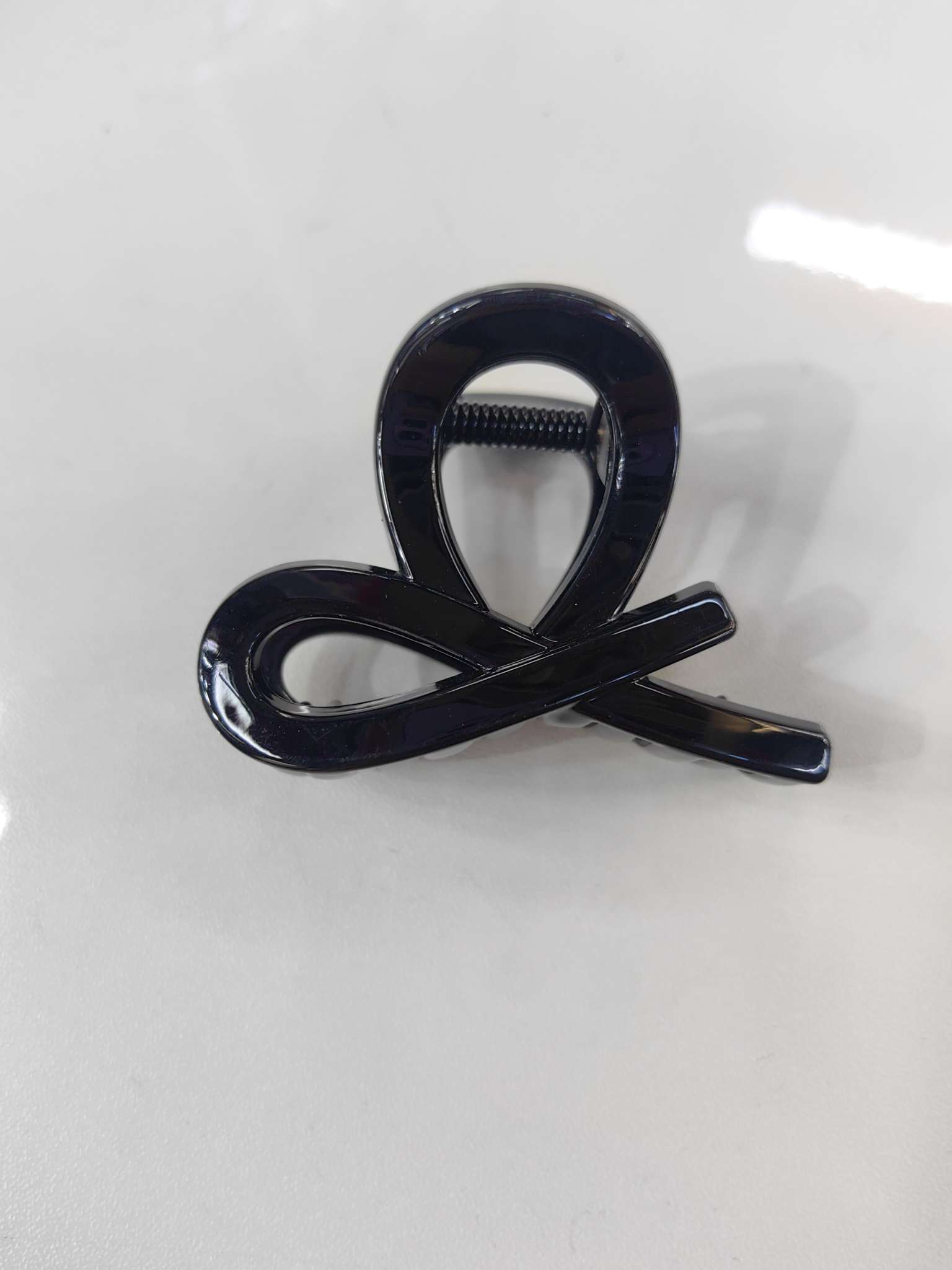 New bestseller fashionable and trendy ribbon bow tie style, multi-size models, bright claw clips, updo and elegant claw clip head accessories details Picture