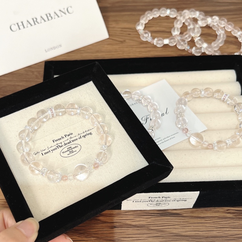 新款白月光水晶手串女高端精致时尚显白高颜值复古气质手链饰品细节图
