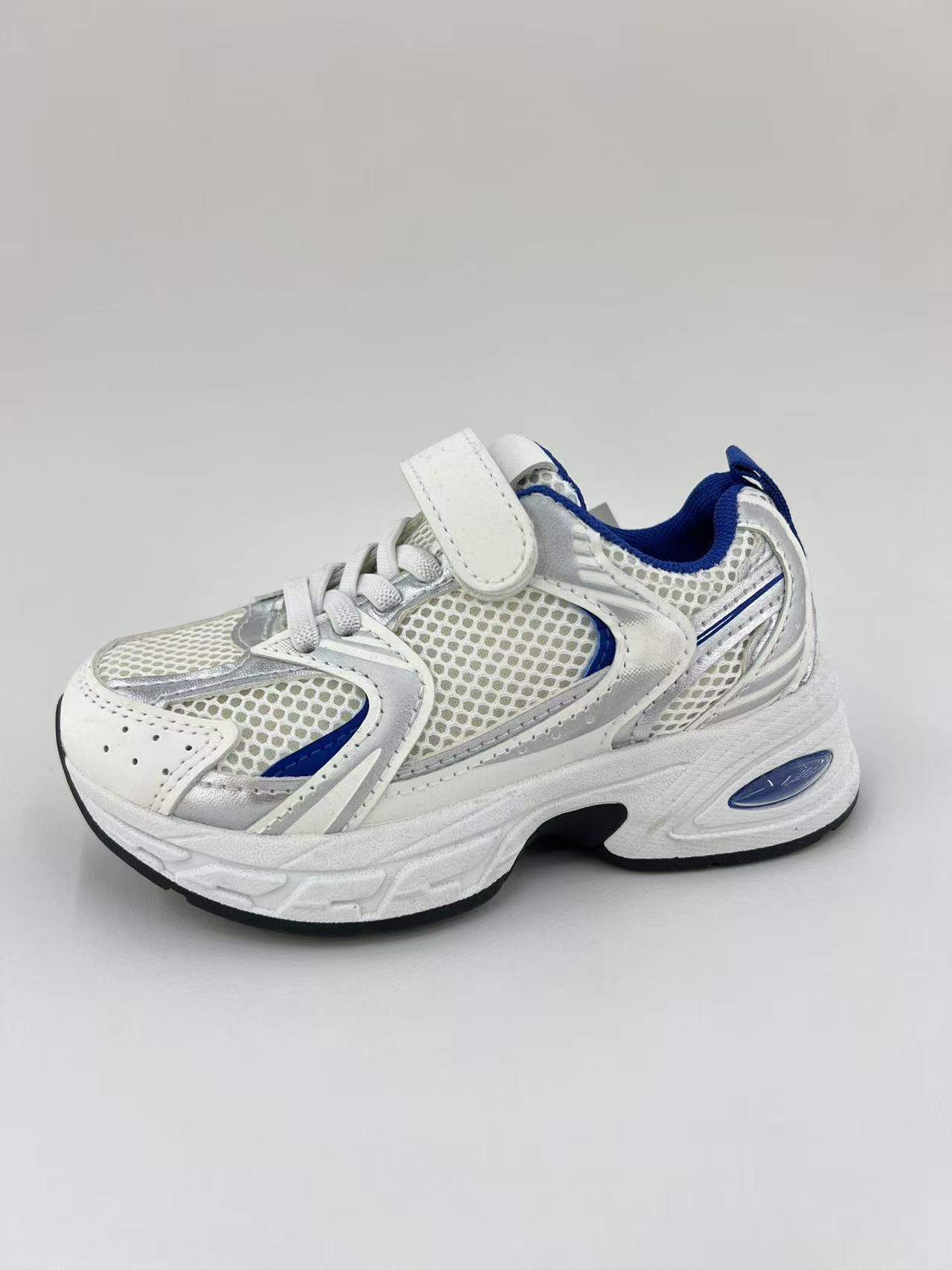 Children's sports shoes, boys' dad shoes, button casual board shoes, nail-free sports accessories, children's shoes, fashionable and comfortable full figure