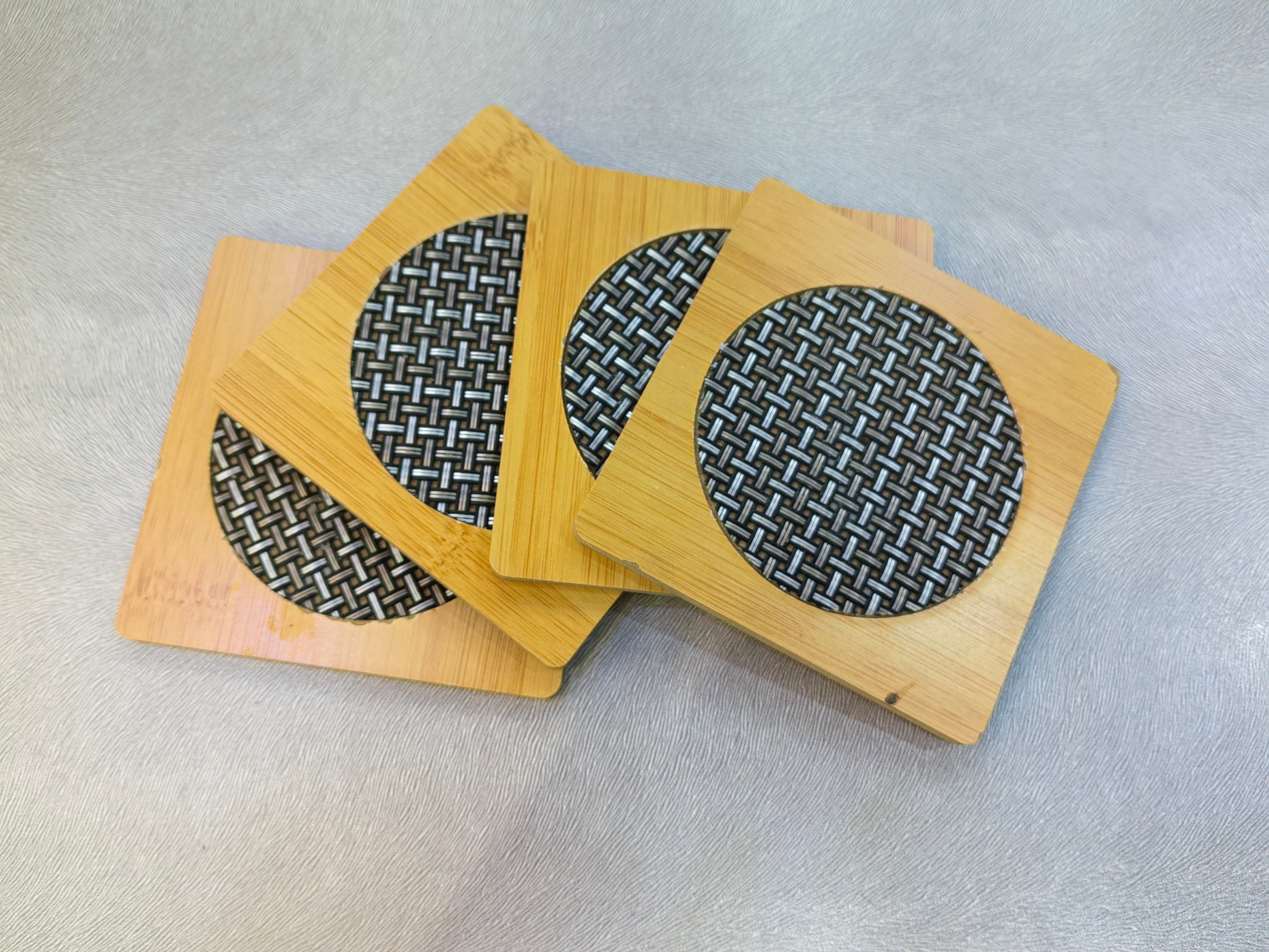 【 Jiehao Bamboo and Wood 】 Daily necessities placemats, coasters, Japanese-style wooden coaster sets, creative anti-slip and heat-insulating pads, home coffee cups, teacup coasters, table heat protection decorative small items, Ins-style tea set accessories Application Scenario