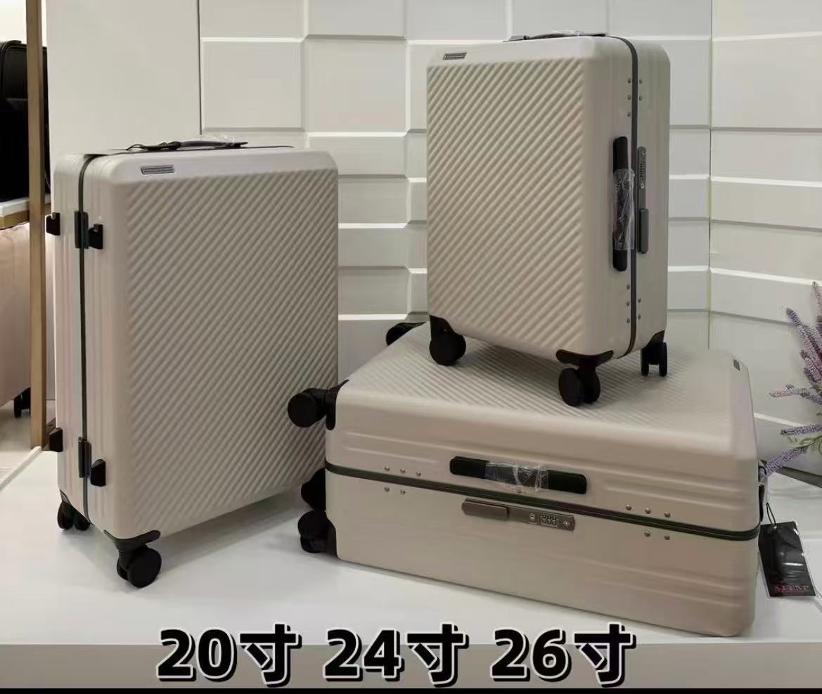 新款纯色万向轮行李箱结实耐用大容量拉杆箱多功能商务旅行箱