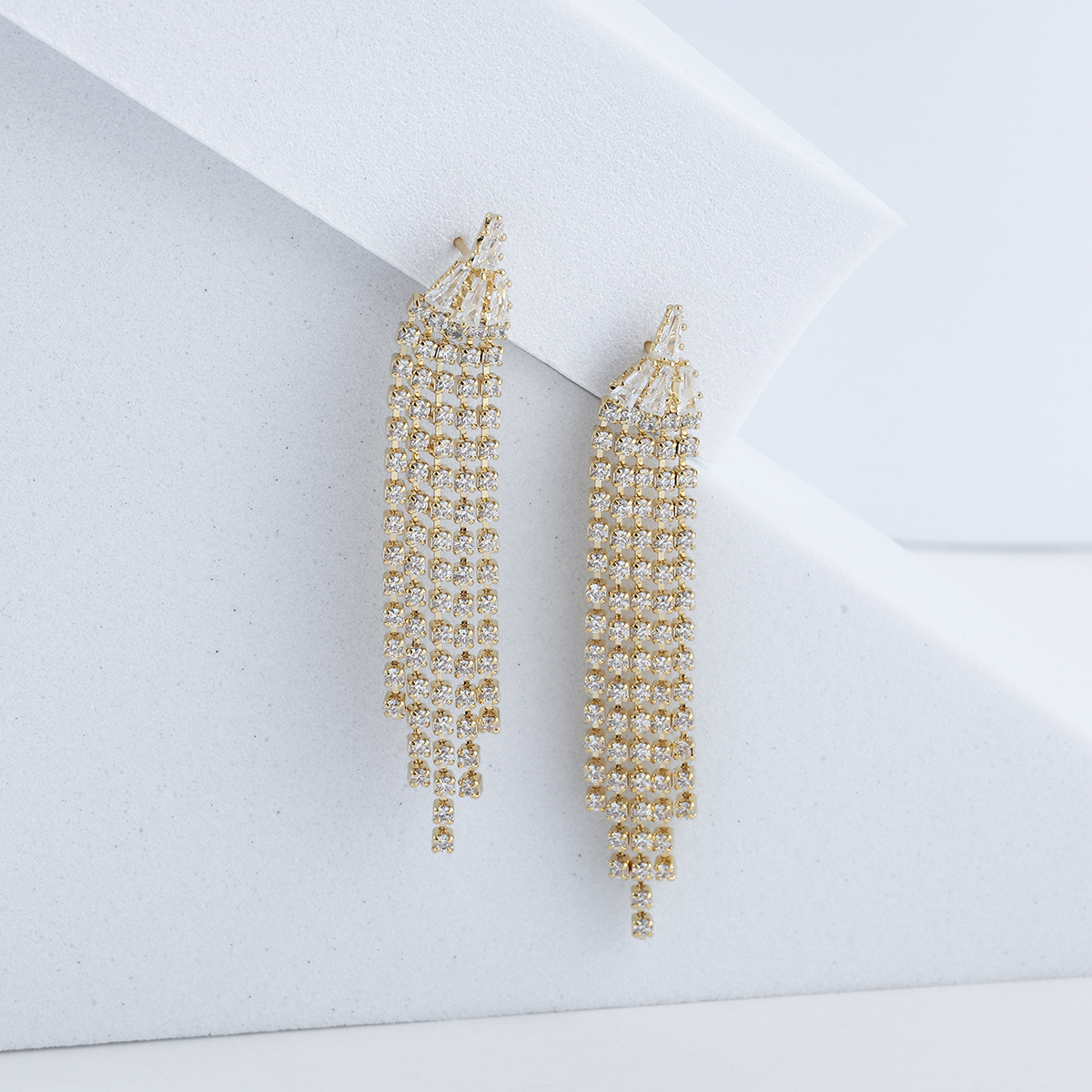 Xuhui brand exquisite and light luxury copper plated with real gold and set with zircon 925 silver pins and full zirconium tassels design stud earrings full figure