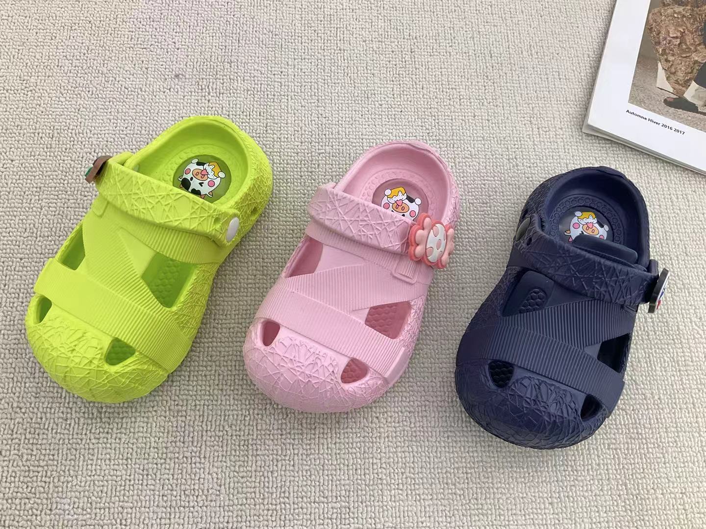 儿童EVA包头洞洞鞋