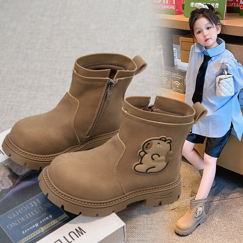 秋冬季女童短筒靴子中大童潮酷单鞋轻便薄款小儿童马丁靴新款