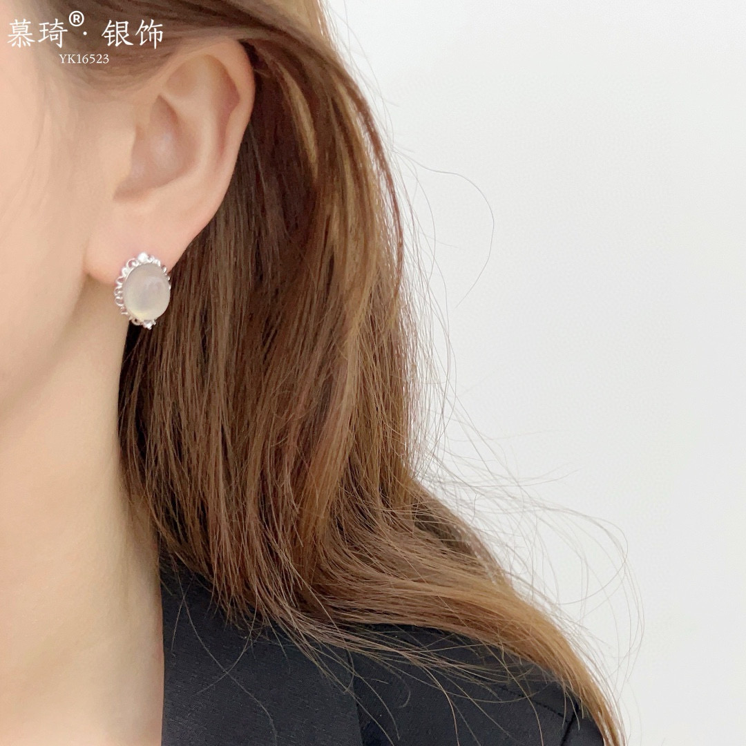 慕琦银饰新品精致蕾丝边设计温润玉髓镶嵌时尚与古典完美融合细节图