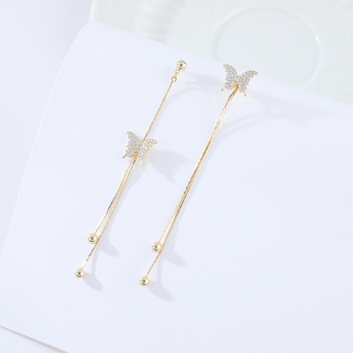 旭晖品牌精致轻奢铜镀真金镶锆石925银针可分体蝴蝶长款超仙奢华设计时尚耳钉