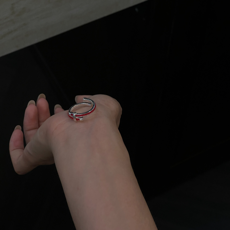 925 sterling silver twisted twist fine ring for women, a niche, light luxury, fashionable, simple and cold style, plain ring for the index finger, European and American style Specification image