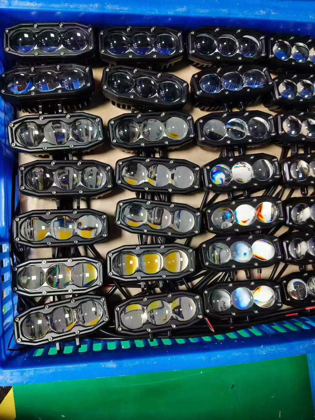 Dual-color LED spotlight 12V24 lens lamp, high and low distance integrated truck modified lamp, fog lamp, laser spotlight 30W pic 2