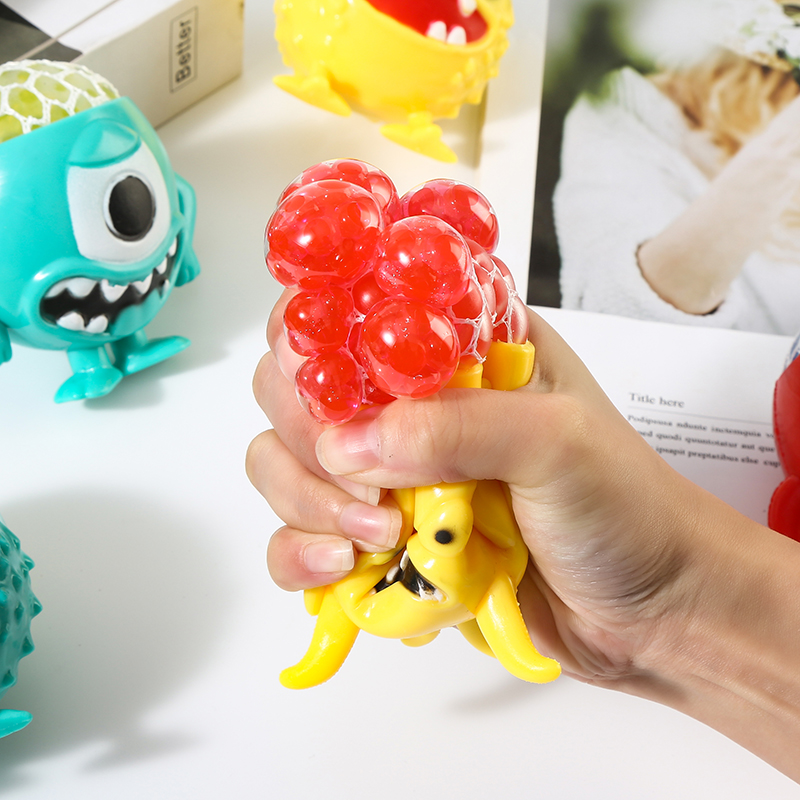 解压捏捏乐减压仿真玩具慢回弹发泄球大头boss热销批发创意网红款细节图