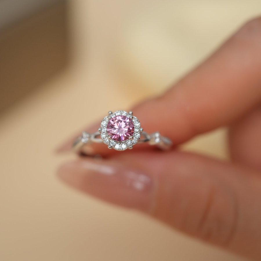 Zhuoheng Jewelry Moissanite S925 Silver Premium Luxury and Elegant flower Adjustable Fashion ring pic 5