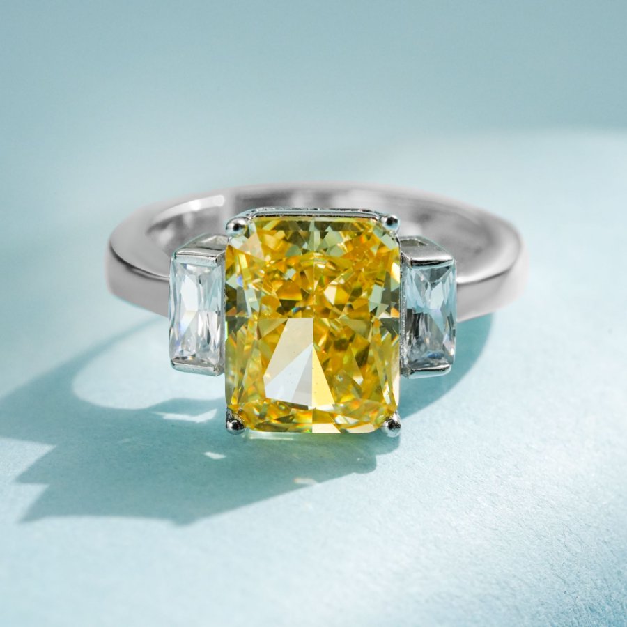 Zhuoheng Jewelry S925 Silver Premium Luxury Square Zircon Fashion Ring details Picture