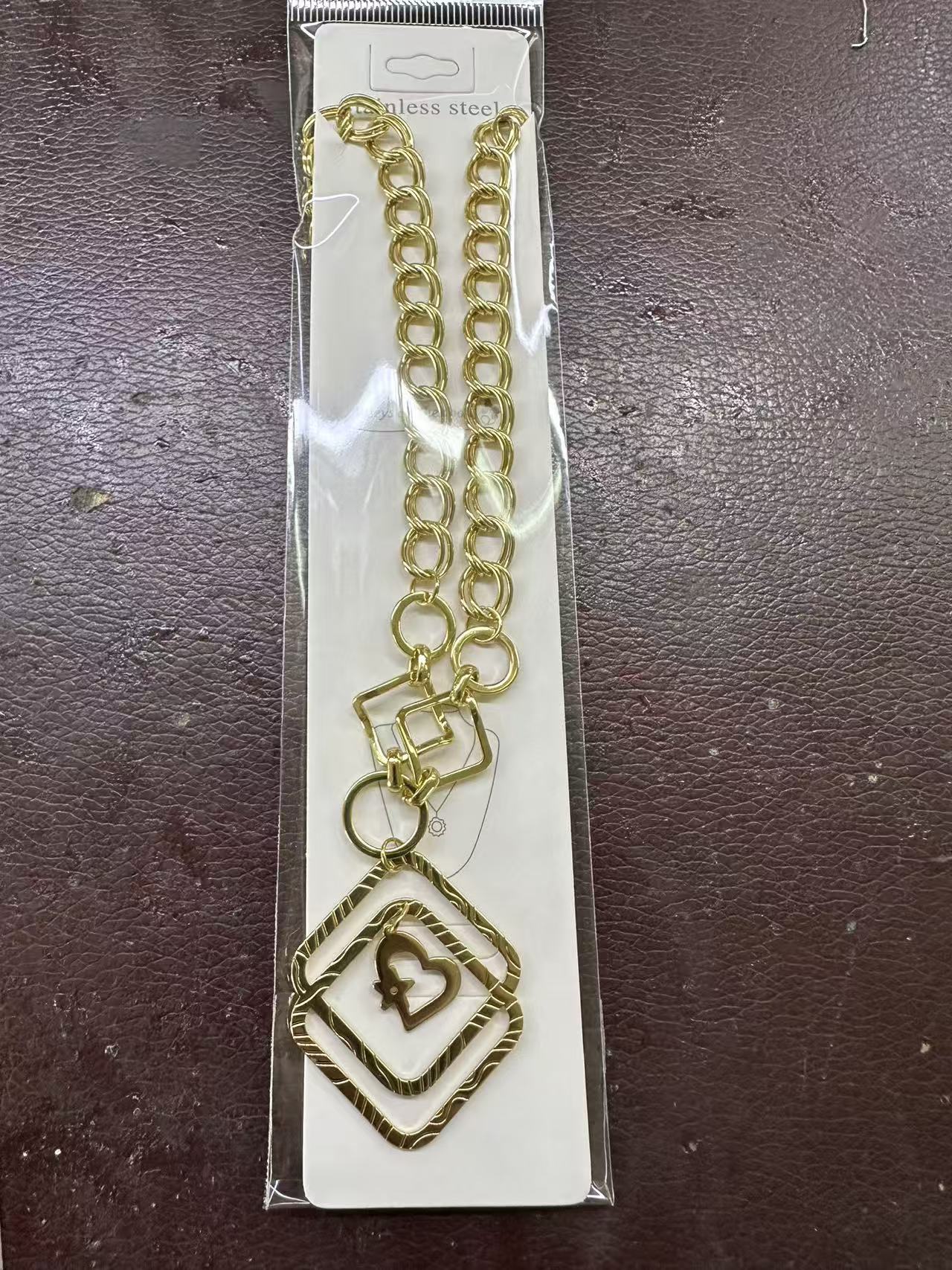 New best-selling creative and simple polygonal honeycomb necklace, fashionable and versatile women's collarbone short necklace pendant K991