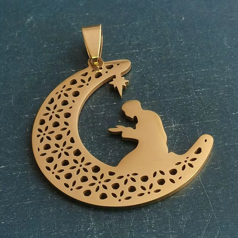 跨境外贸钛钢不锈钢项链男女款吊坠时尚创意饰品精致潮流月亮祷告