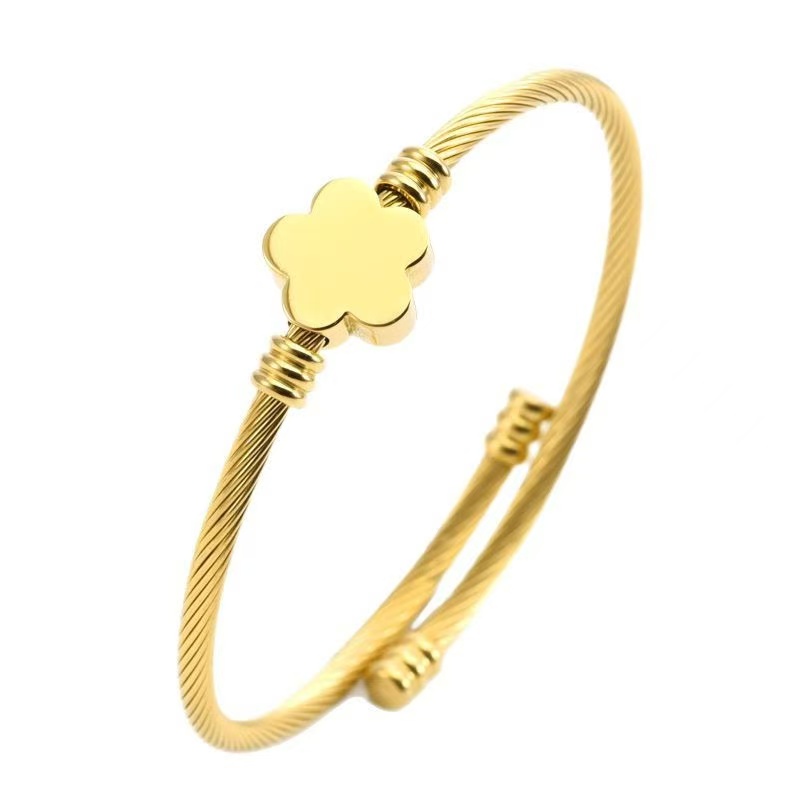 European and American cross-border five-leaf clover steel wire woven bracelet with adjustable opening, women's lucky bracelet wholesale bestseller