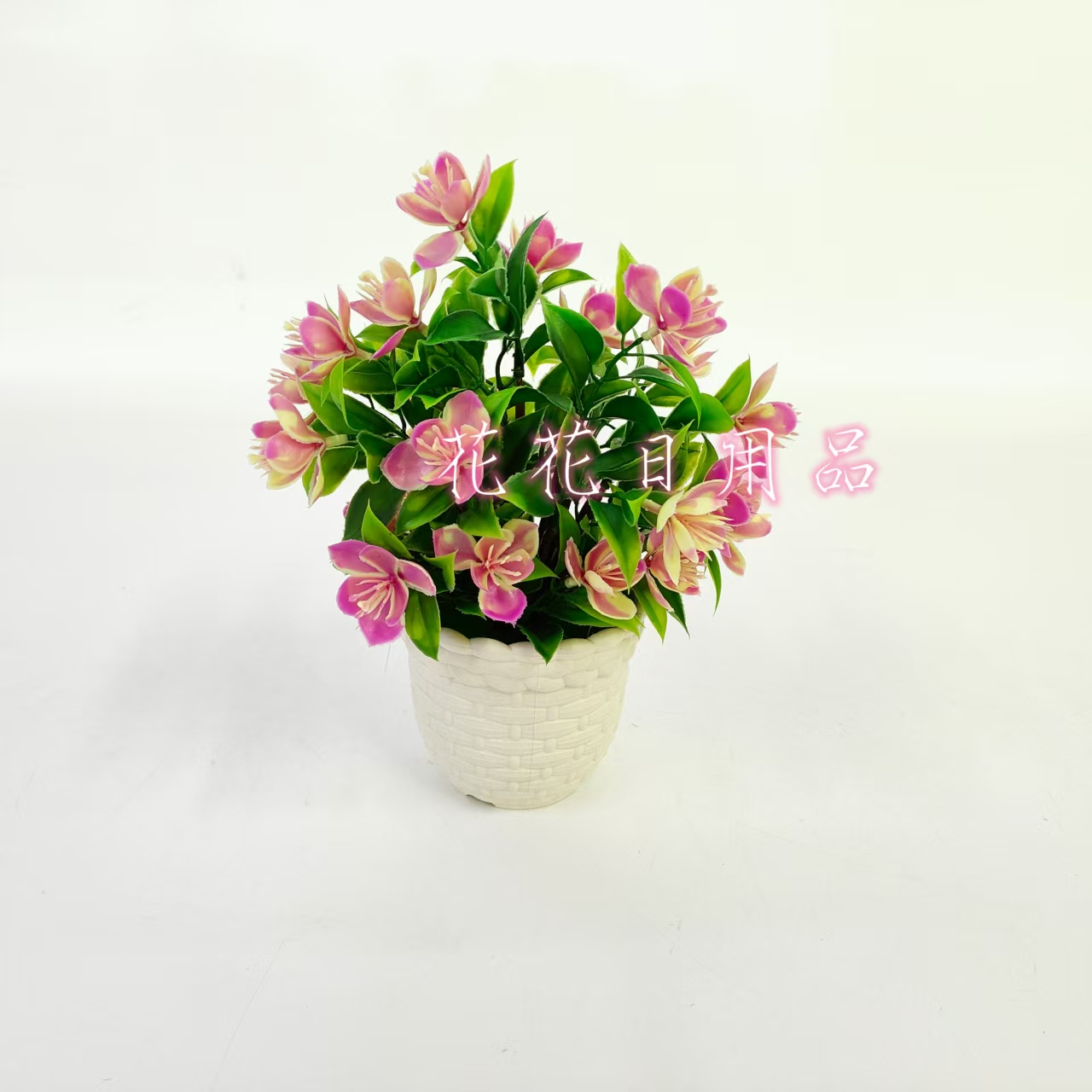 Artificial flowers, fake flowers, bonsai, plastic POTS, butterfly flower ornaments and decorations Application Scenario