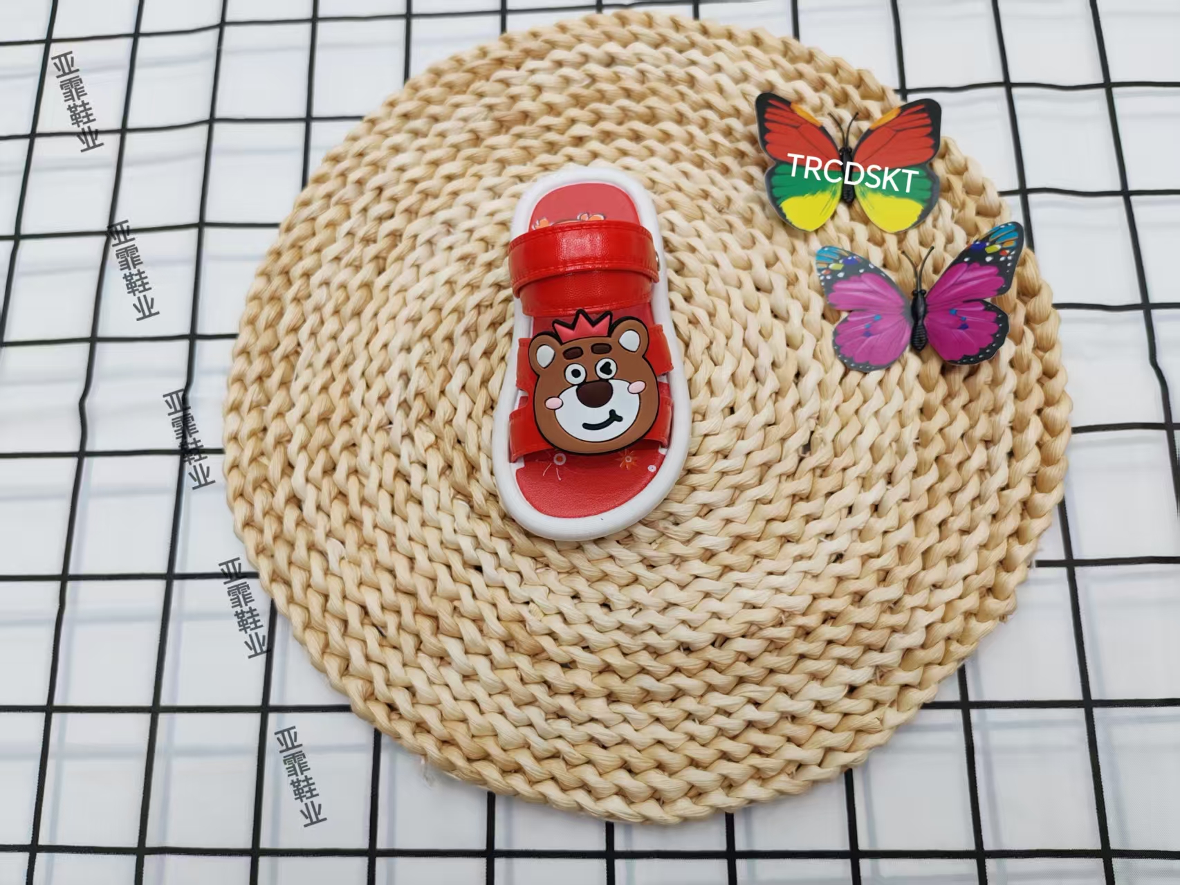 Cute cartoon two-wear flip-flops for summer 2025 full figure