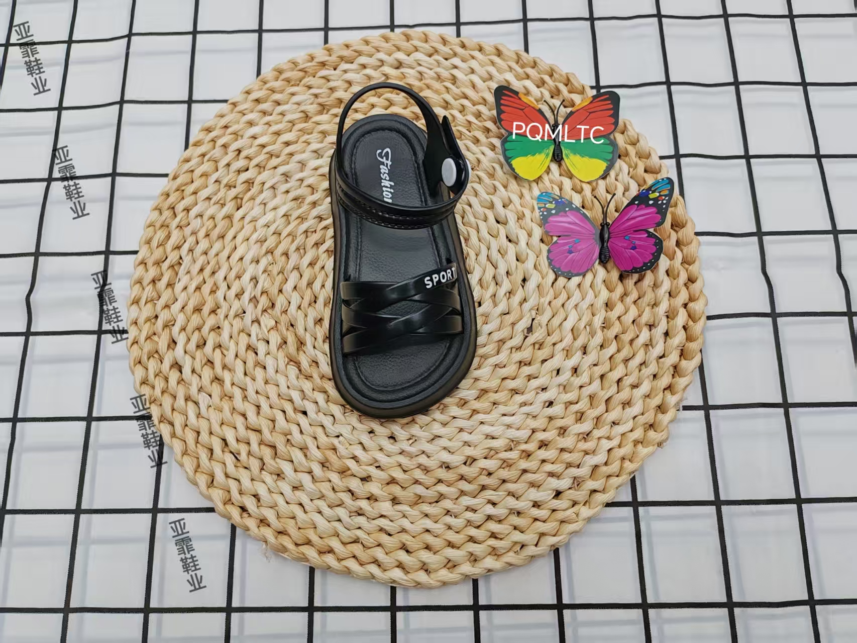 New children's button-down open-toe simple sandals for summer 2025 full figure