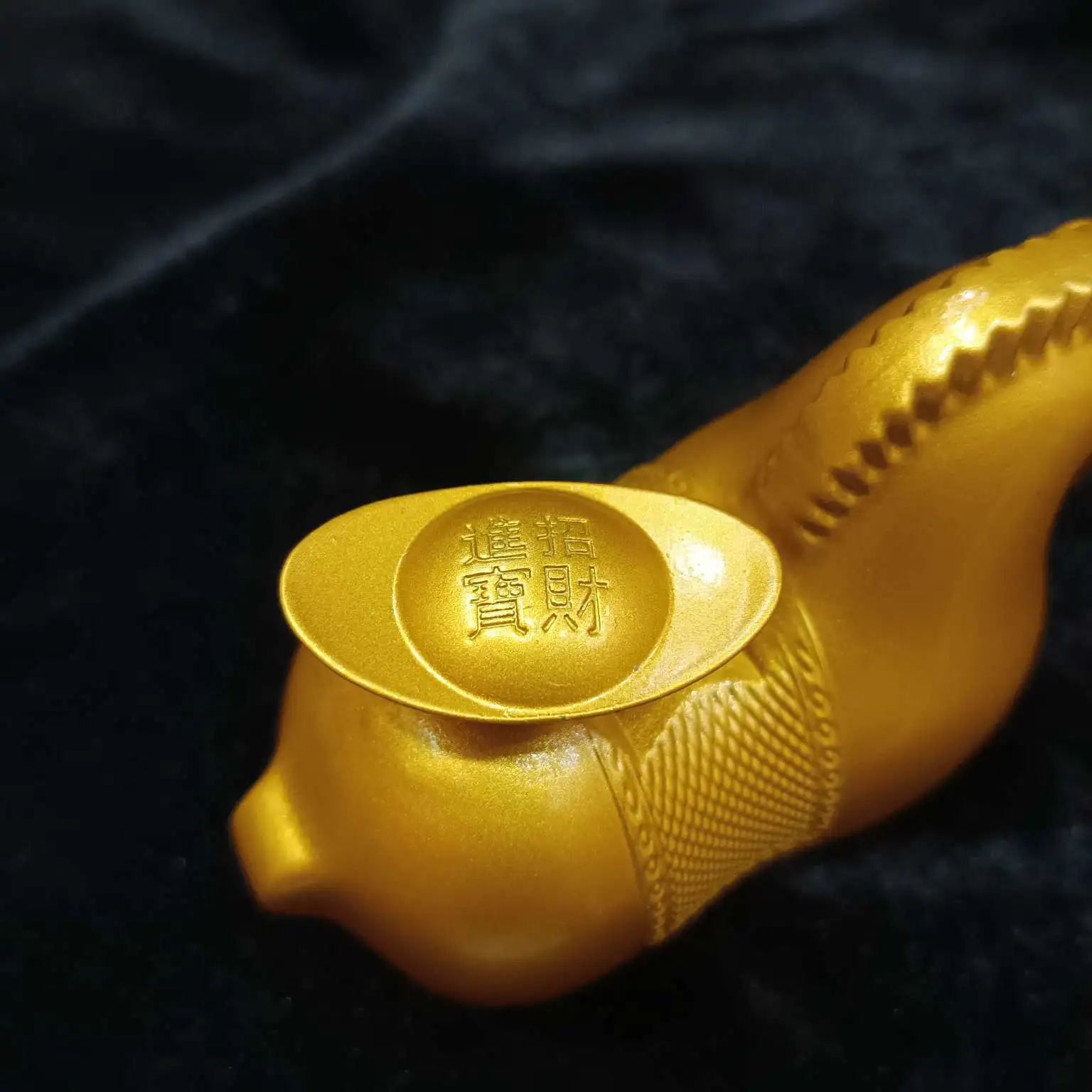 A horse-backed ingot rotating piece of Zhonggong craft detail image 7