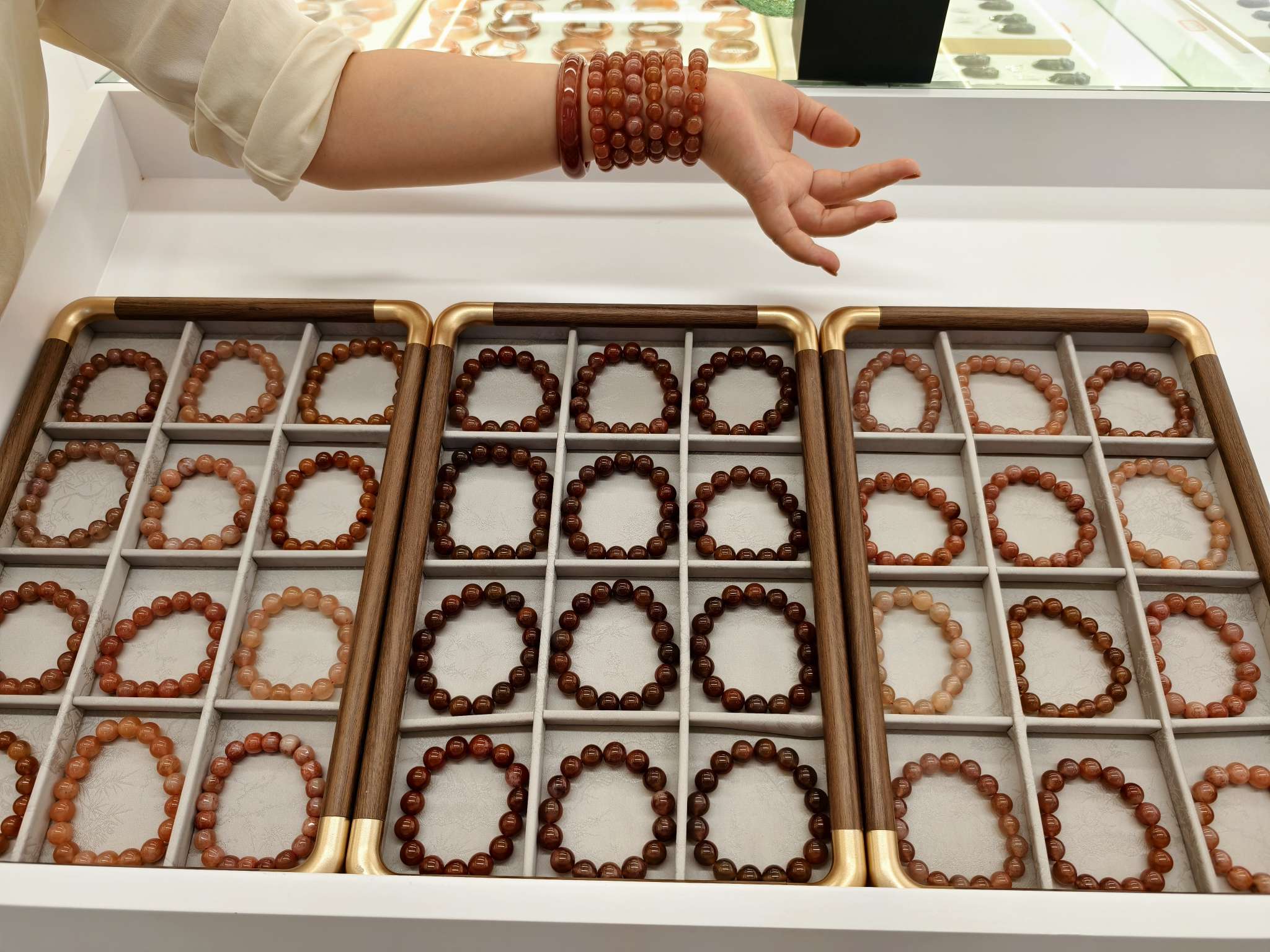 饰品其他饰品珠宝首饰定制合金带钻手链手串原材料中式手绳法国项链凯蒂猫时尚百搭礼品