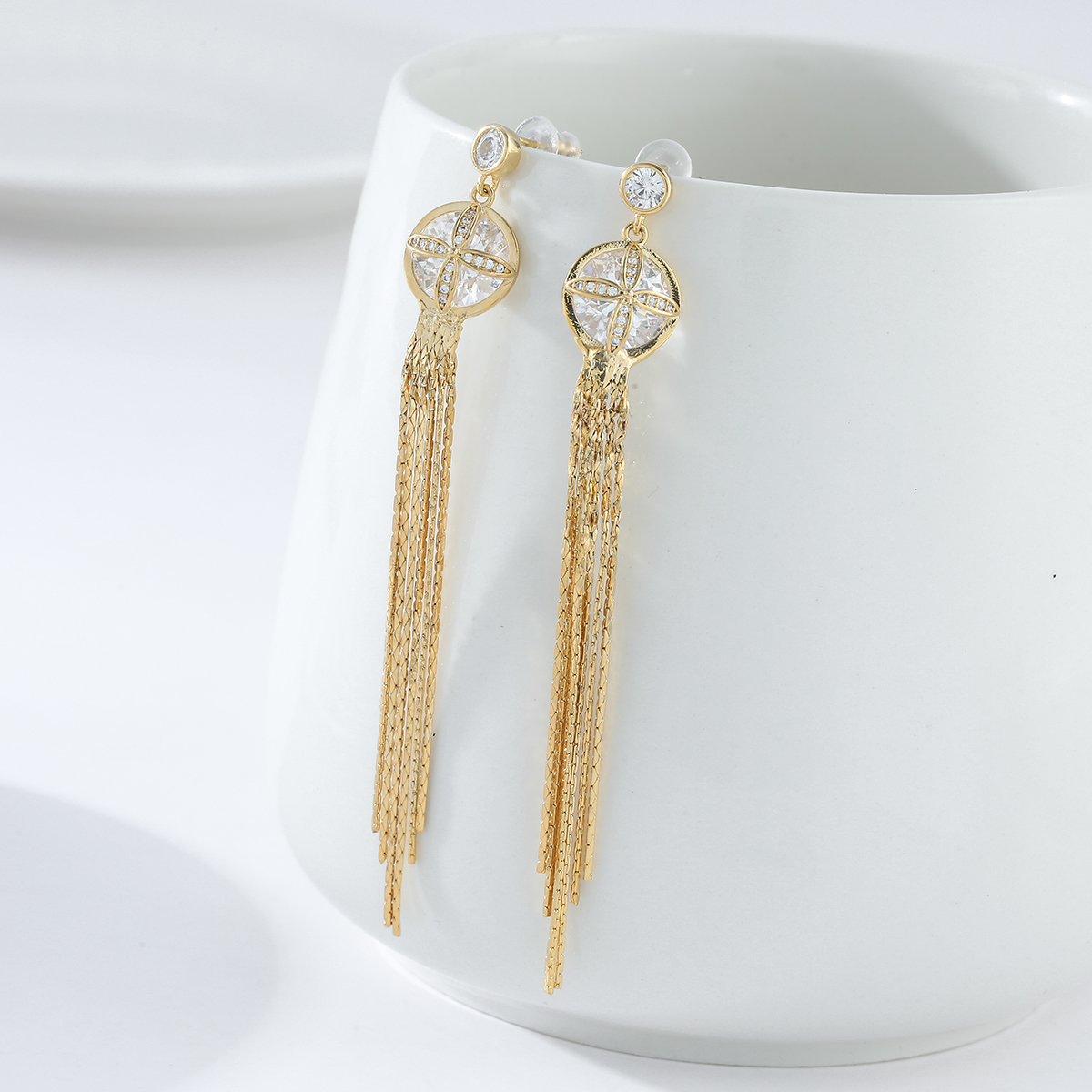 旭晖品牌精致轻奢铜镀真金镶锆石S925银针奢华超仙流苏设计耳钩