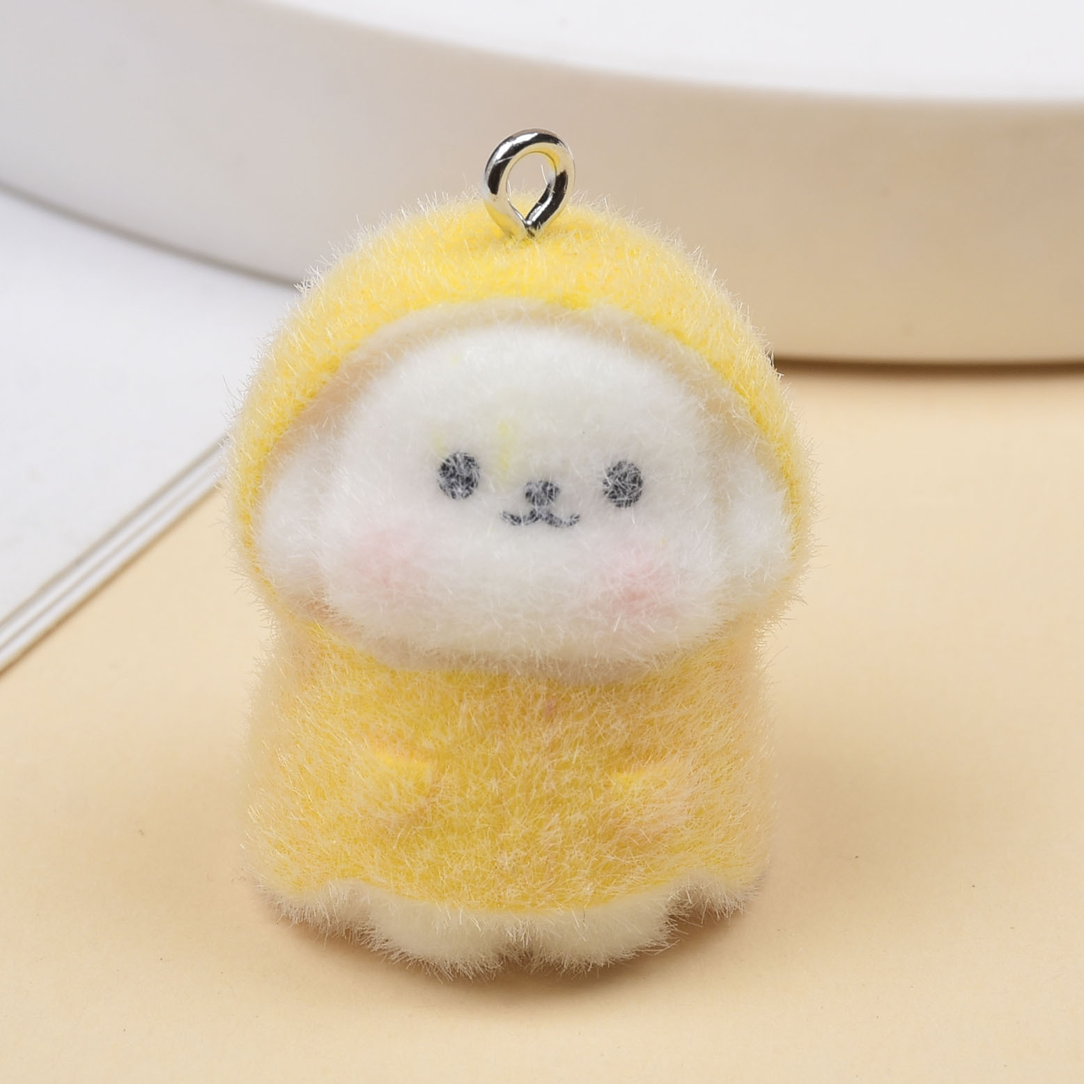 植绒潮玩树脂钥匙扣钥匙挂创意工艺品礼品配饰时尚个性款