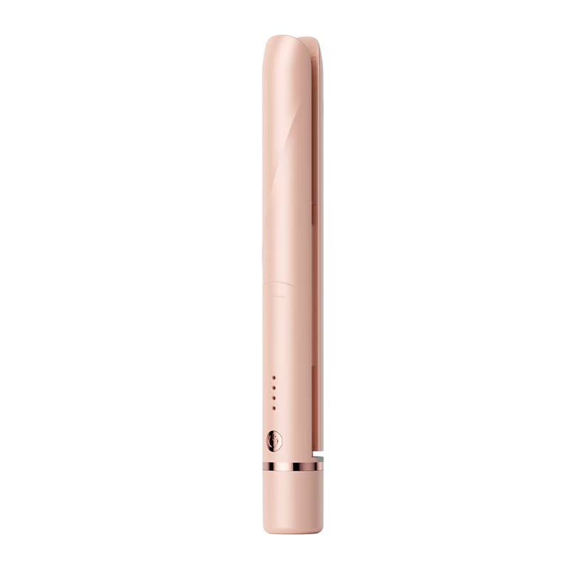 A new cross-border product, a USB wireless hair straightener that does not harm hair and is rechargeable, is a portable mini hair straightener that can be used for both straightening and curling Application Scenario