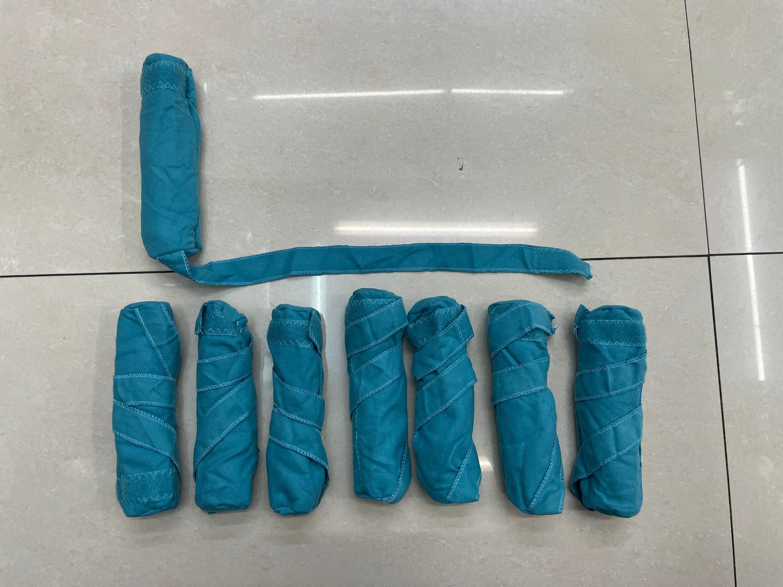 卷发器， 卷发杆 ，卷发棒8PCS（038-011124）白底实物图