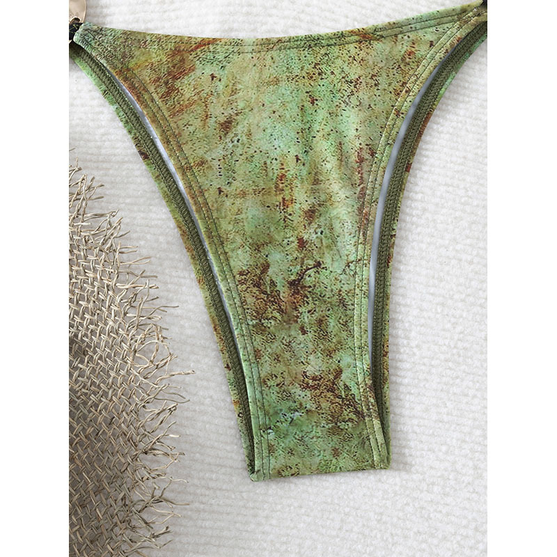 Metal-Decorated Three-Point Bikini, Adjustable Drawstring Triangular Cup Swimsuit, Seaside Vacation Two-Piece Swimsuit Application Scenario