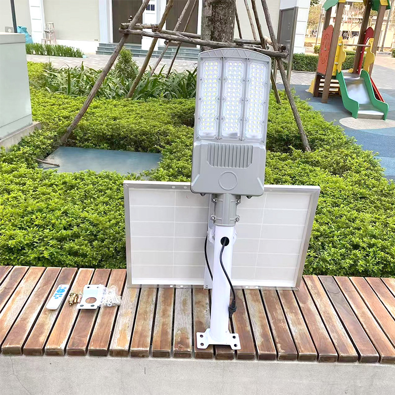 The manufacturer supplies split street lamps, outdoor solar lamps, waterproof lighting for new rural areas and new projects, and courtyard lamps Application Scenario