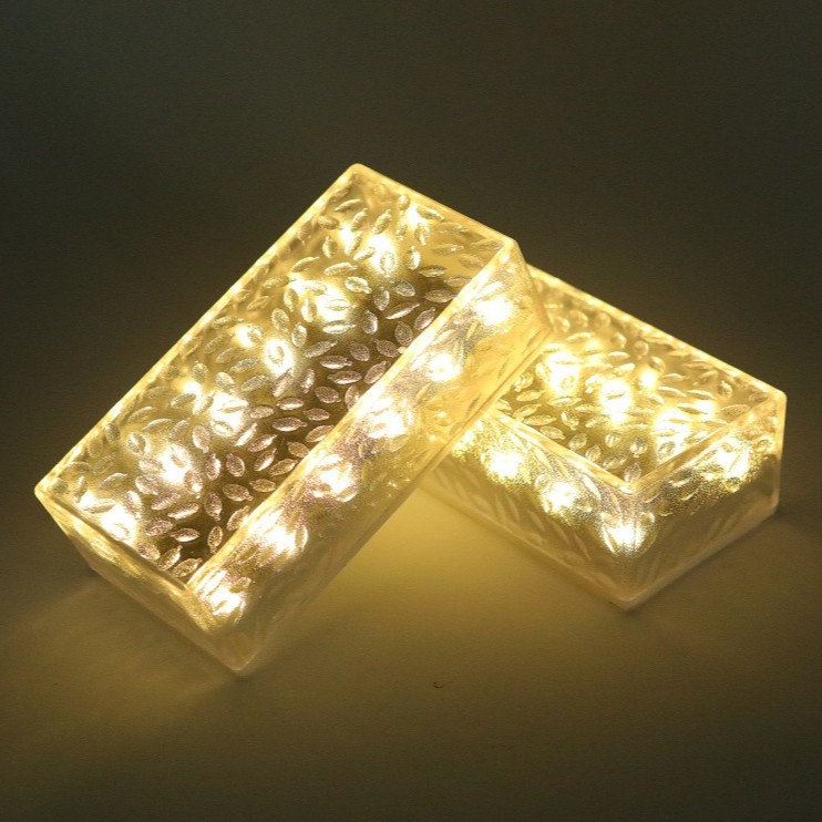 Solar-powered outdoor rectangular ice brick ground lamp, waterproof garden courtyard lawn, staircase display, landscape atmosphere lamp full figure
