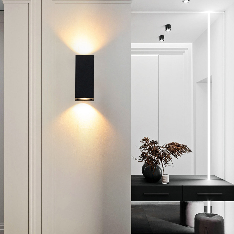 led square outdoor waterproof wall lamp Gu10, top and bottom lighting, single and double head spotlights for villa exterior walls, courtyards, balconies and corridors Application Scenario