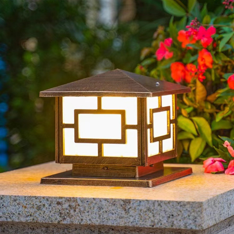 Solar column head lights, villa outdoor fence lights, courtyard lights, home garden new solar lights, gate chain Specification drawing