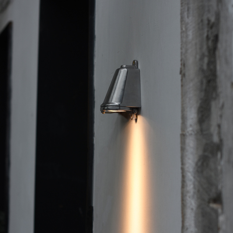 Outdoor wall lamps, waterproof courtyard corridor and staircase lights, hotel exterior wall led wall lights, outdoor entrance and terrace wall-washing lights details Picture