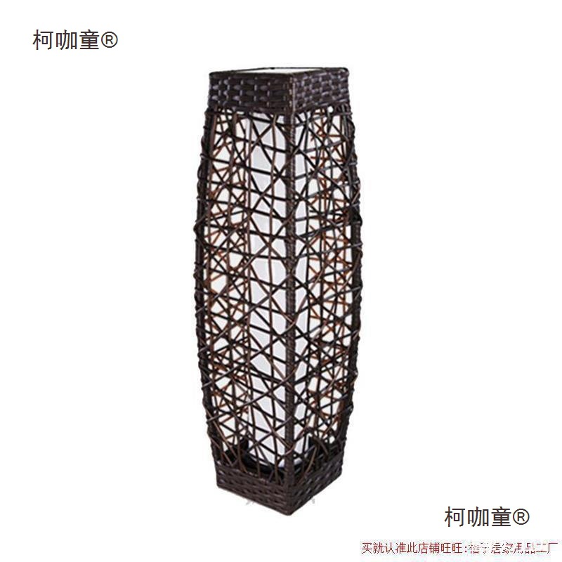 Solar-powered outdoor courtyard lights, waterproof lawn lights, villa garden courtyard pavilion lights, landscape lights, rattan woven wheat Taibao Application Scenario
