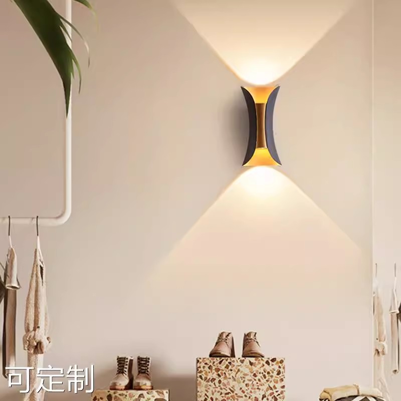 Outdoor waterproof, simple and modern square villa exterior wall, courtyard corridor, indoor double-head upper and lower wall lamps Specification drawing