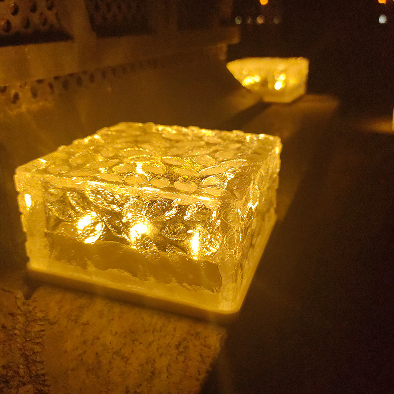 Solar outdoor garden lights, waterproof layout, garden lawn, buried lights, balcony atmosphere LED, household ice brick lights Application Scenario