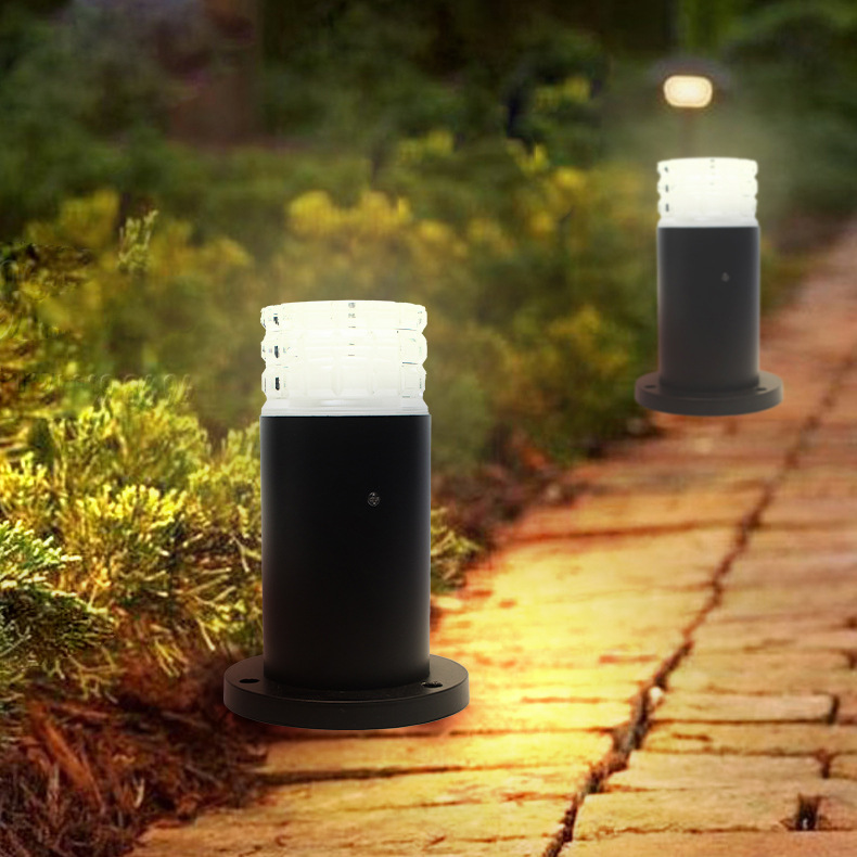 led lawn light, outdoor lawn light, European-style outdoor courtyard light, garden villa flat-head E27 lawn light Application Scenario