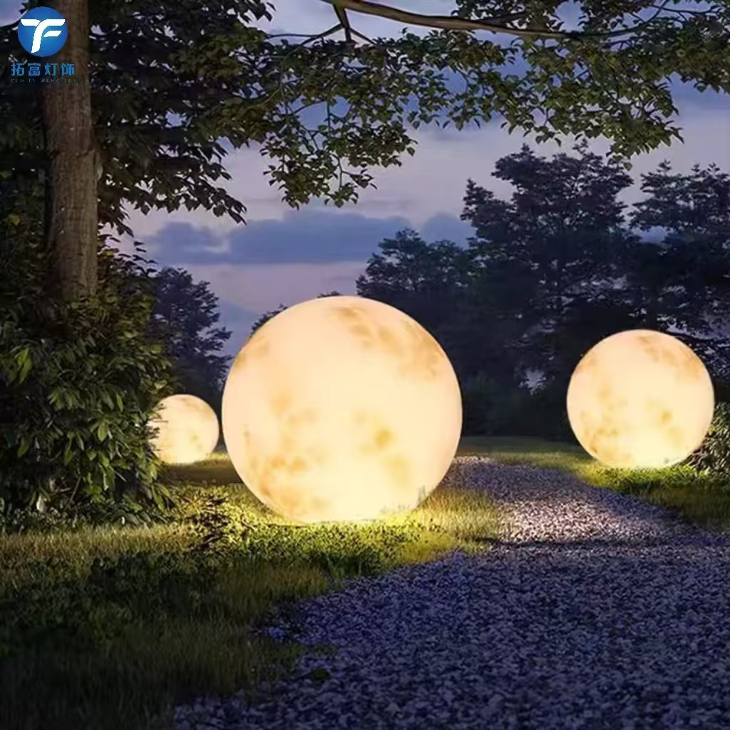 Outdoor moon lamps, scenic area camping lamps, waterproof garden lamps, solar lawn lamps, villa garden luminous spherical lamps Application Scenario