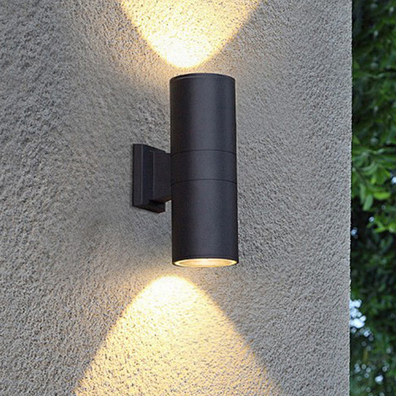 LED outdoor wall lamps, double-head wall lamps for walkways, circular top and bottom lighting, modern and simple style wall lamps for courtyard villas Application Scenario