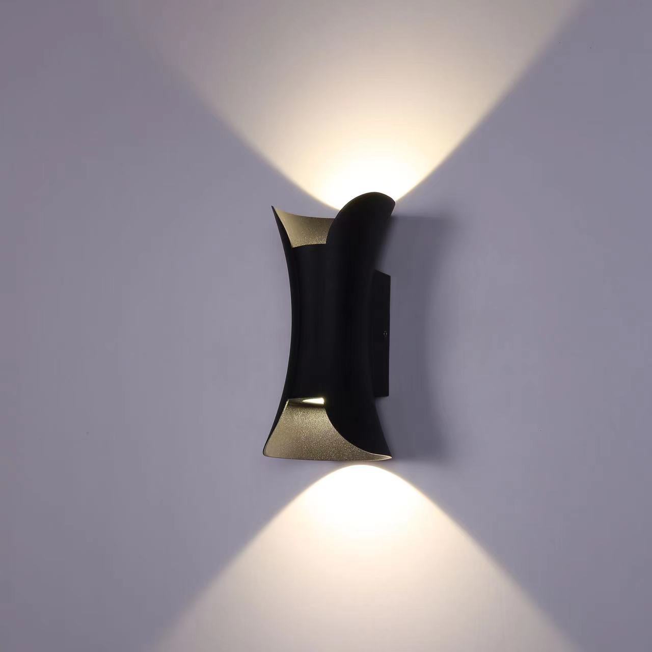 Xiaoman Yao led outdoor waterproof wall lamp, villa outdoor door, courtyard up and down outdoor double-head luminous spotlight details Picture