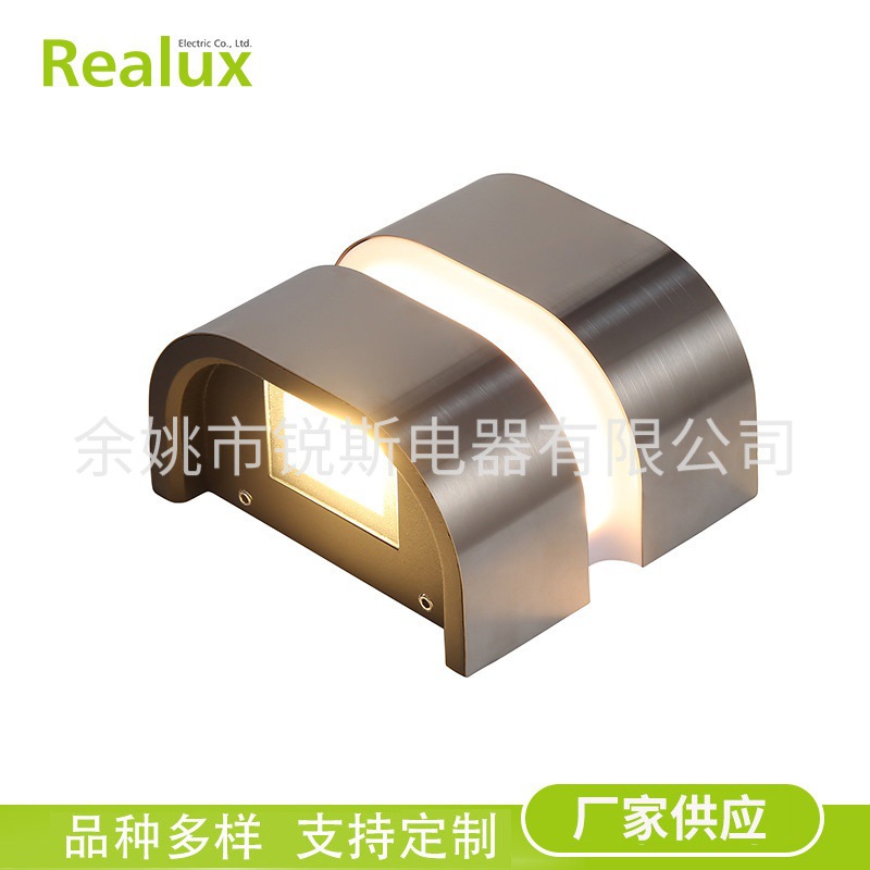 The manufacturer supplies aluminum villa led veneer wall lamps and simple outdoor hotel glass courtyard wall lamps full figure