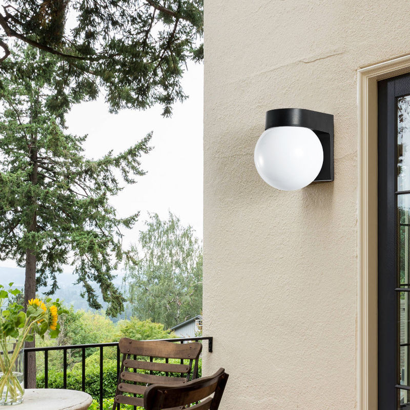 Outdoor waterproof and sun-proof wall lamps, corridor, corridor, staircase, balcony lights, LED round balls, outdoor courtyard, main entrance wall lamps Application Scenario