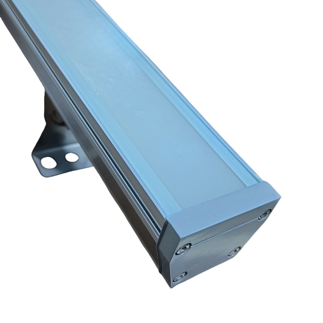 Original manufacturer of led high-brightness energy-saving long strip lights, high-speed rail and subway tunnel lighting fixtures, and outdoor wharf lighting fixtures Application Scenario