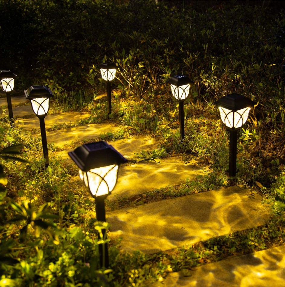Cross-border hot solar lawn lights, solar ground plug lawn lights, solar plastic lawn lights are in stock and available for wholesale Application Scenario