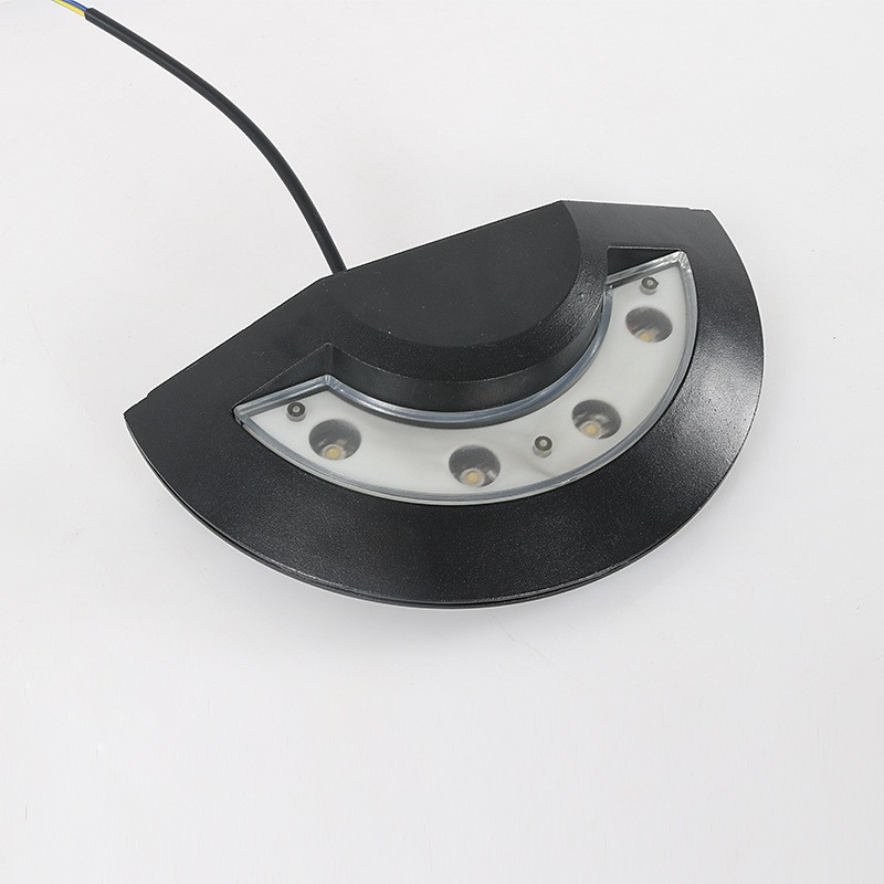 Semi-circular wall lamp, outdoor LED fan-shaped wall lamp, 4W modern and simple aluminum creative waterproof wall lamp, super bright details Picture