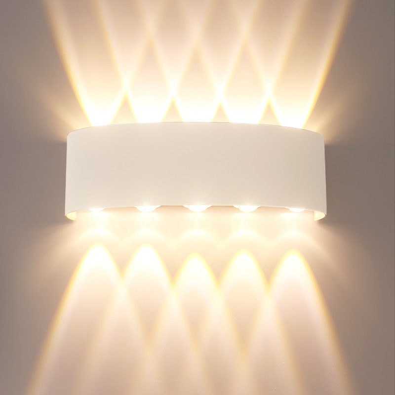 Outdoor wall lamp LED white telescope wall lamp waterproof cross-border white light warm light outdoor garden corridor living room full figure