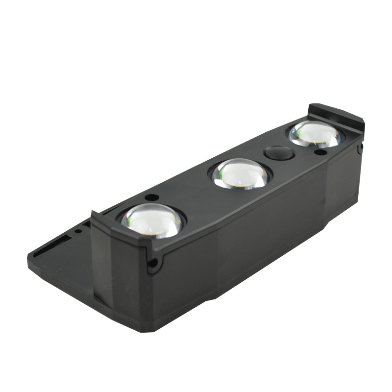 New solar-powered fence lights, fence lights, outdoor courtyard garden 3led wall-washing lights, and home decorative atmosphere wall lights Application Scenario