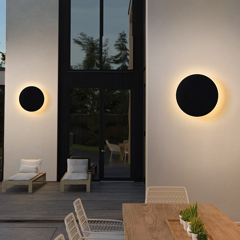 Nordic minimalist circular LED outdoor waterproof wall lamp, IP65 outdoor wall lamp, villa corridor passageway entrance lamp full figure